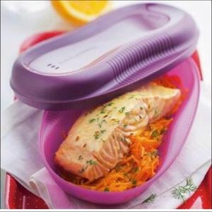 Tupperware Microwave egg cooker